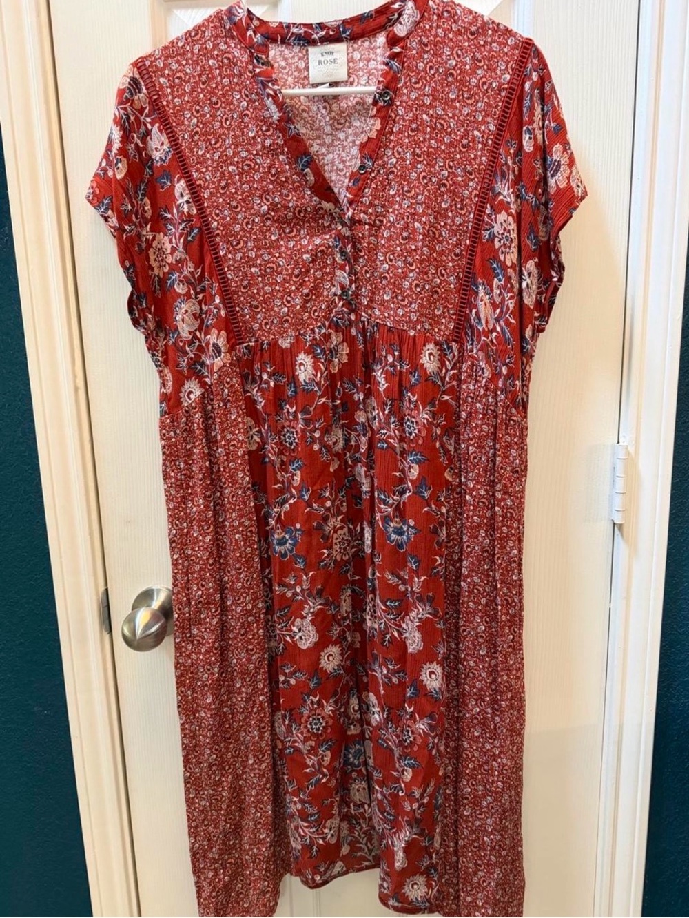 Knox Rose Red Floral Midi Dress with Blue Accents size XS